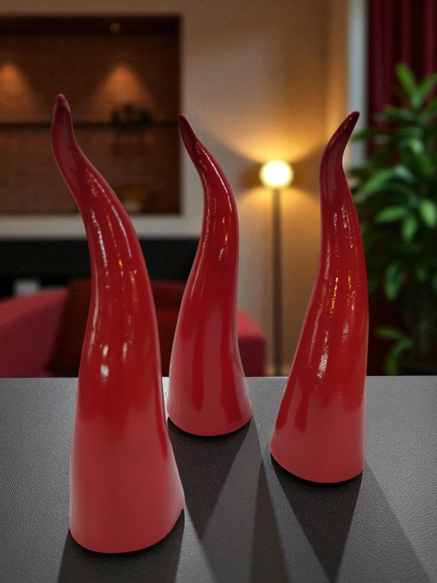 Corni Portafortuna in Cemento Porcellanato 30 cm – Varianti Artistiche