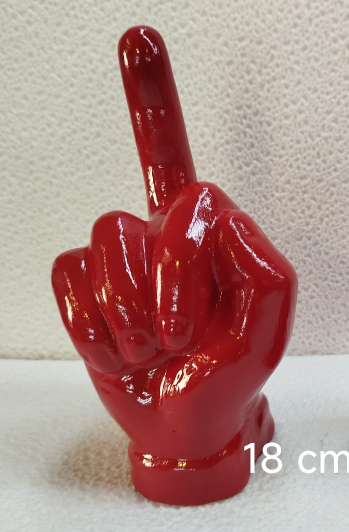 Dito medio decorativo in cemento porcellanato 19 x 9 cm - design ironico