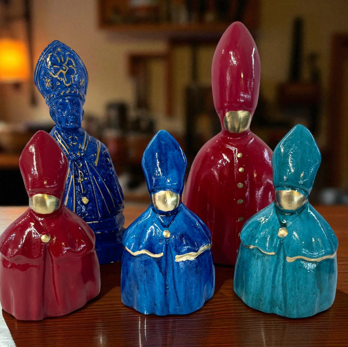 San Gennaro Stilizzato in cemento Porcellanato  - Artigianato Napoletano 2 Misure