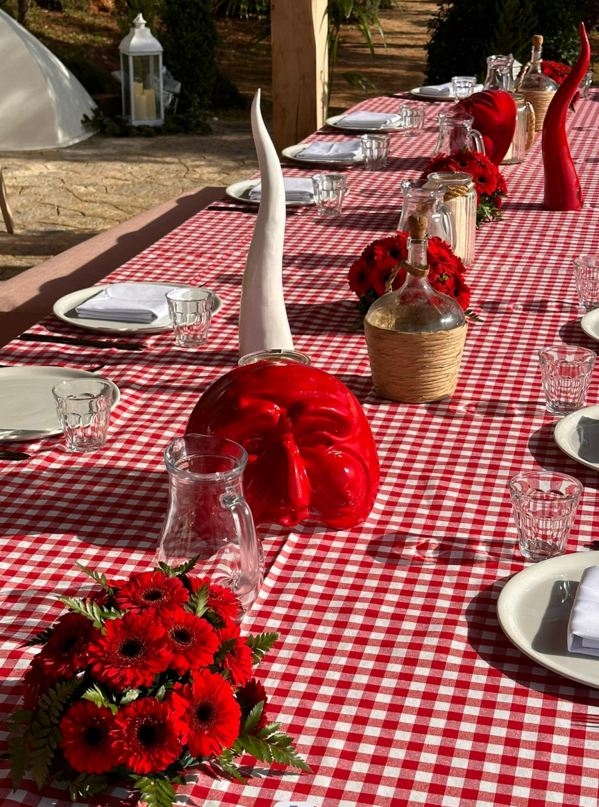 Maschera napoletana rossa in cemento porcellanato – 4 misure