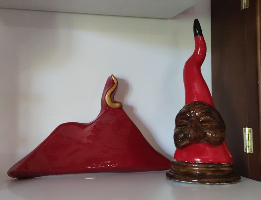 Scultura Vesuvio Napoli rosso 20x12cm in cemento porcellanato artigianale