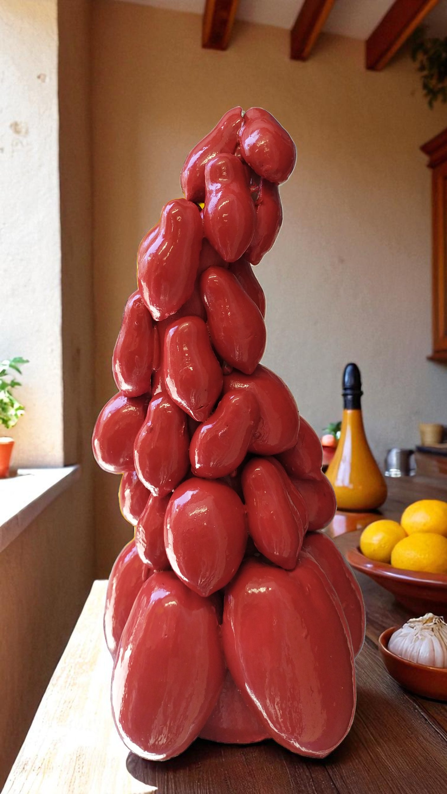 Corno Decorativo Medio con Pomodorini in Cemento Porcellanato h 20cm  – Stile Mediterraneo