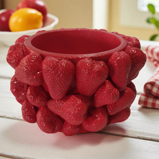 Vaso artigianale con fragole in cemento porcellanato – Fatto a mano in Italia