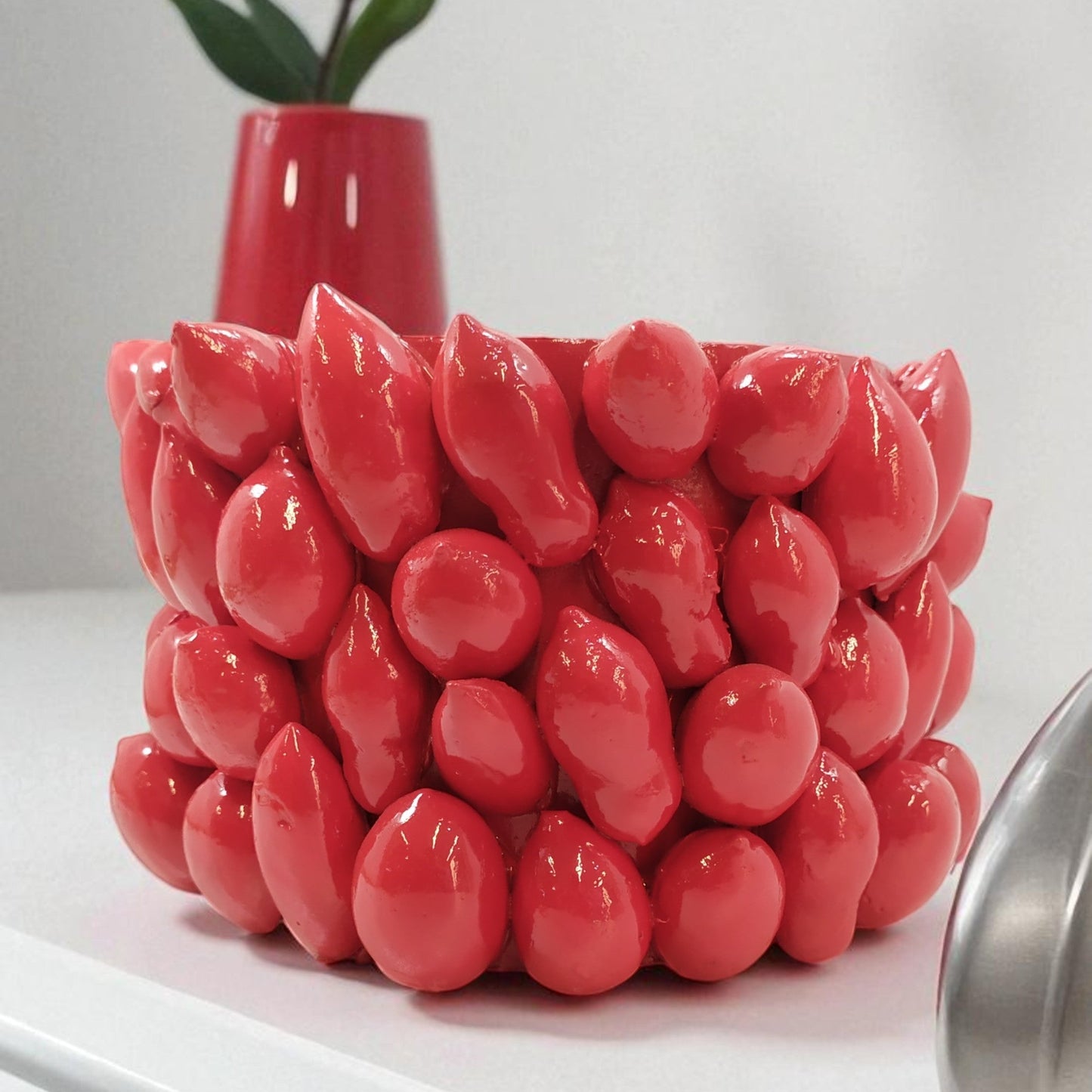 Vaso Pomodorini in Ceramica Smaltata Rossa – Design Mediterraneo Fatto a Mano