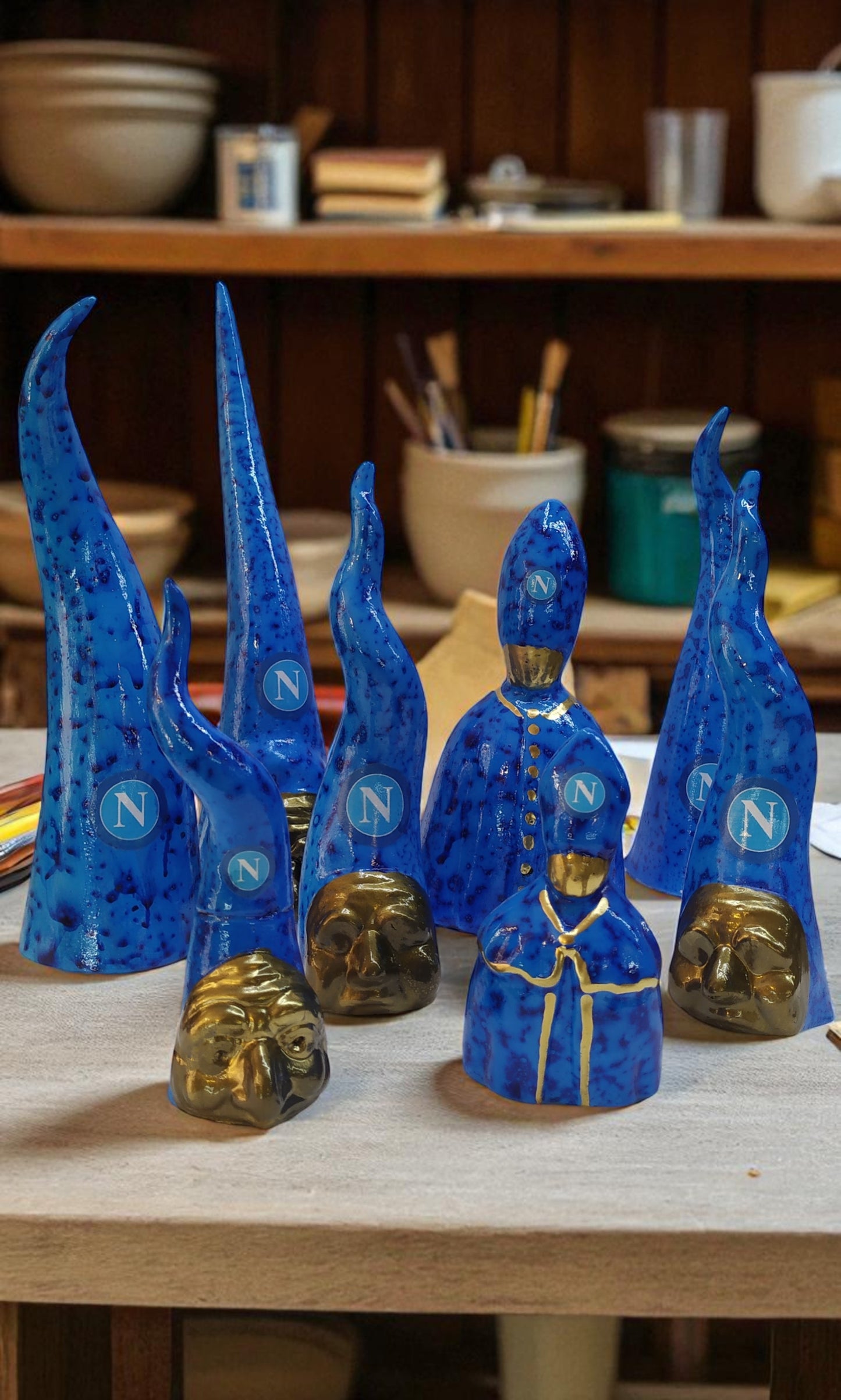 Sculture e corni Napoli Campioni d’Italia in cemento porcellanato artigianale